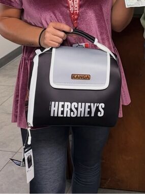 NWT Hershey's Kanga Cooler